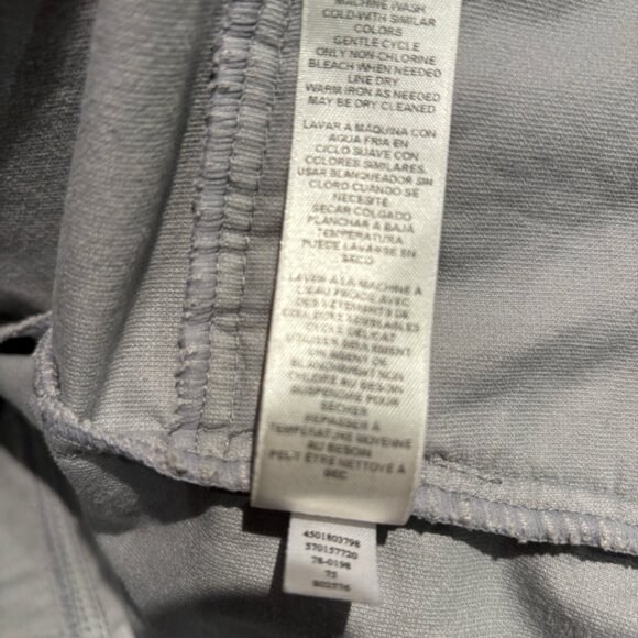 Light, Velvety Jacket with decorative button detailing - Picture 7 of 7